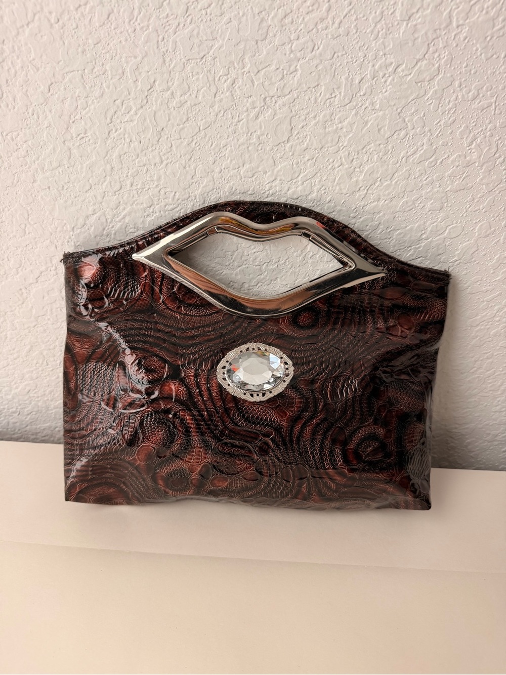 NWOT Burgundy / Brown and Glossy Clutch Bag | Crystal Jewel Lip Handle